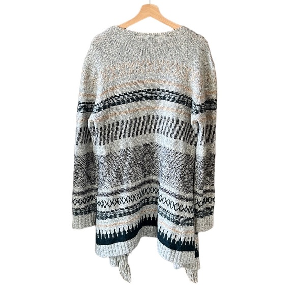 CAbi Shetland Cardigan Waterfall Boho Southwestern Aztec Fringe Open Front M - Picture 8 of 9